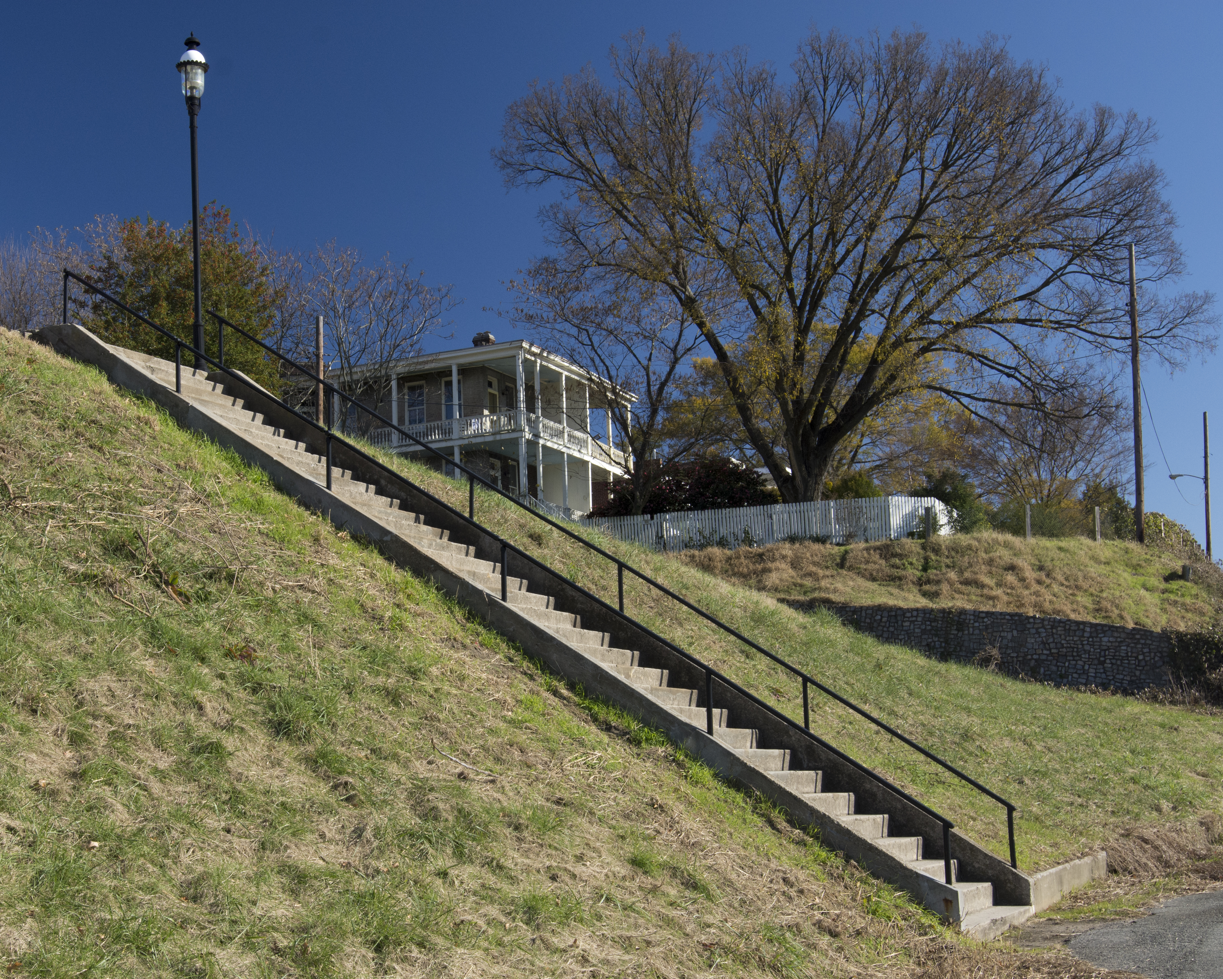 Libby_Hill_Stairs_Diagonal_DMH3104